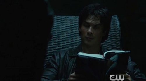 Damon y Enzo hacen de las suyas en el nuevo avance de la temporada final de 'The Vampire Diaries'