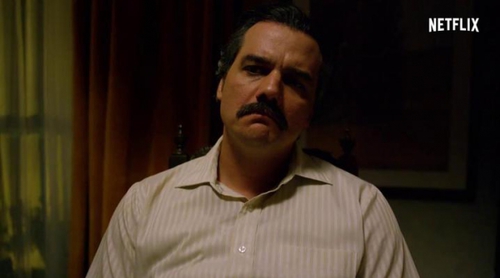 'Narcos': Netflix hace oídos sordos a su criticada 'Blanca Navidad' con su nueva promo