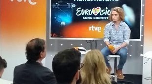 La rueda de prensa íntegra de Manel Navarro en la que Federico Llano y Toñi Prieto no quisieron intervenir