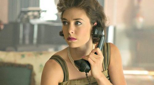 Vanessa Kirby: "'The Crown' recuerda a la Reina que se tuvo que encargar de un trabajo que nunca había pedido"