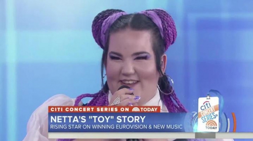 Netta, ganadora de Eurovisión 2018, canta "Toy" en su primera aparición en EEUU