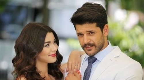 'Elif' cierra su primera temporada en Nova con una trágica amenaza en la boda de Zeynep y Selim