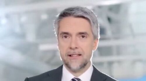 Carlos Franganillo, al frente de 'Informativos Telecinco', presenta a sus compañeros en esta promo