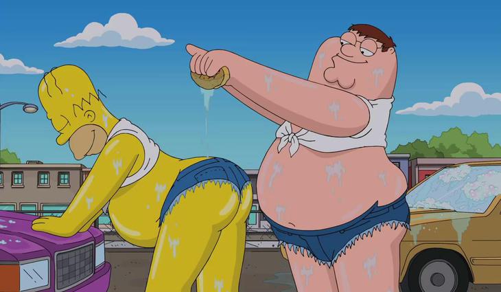 Peter Griffin y Homer Simpson, sexys y sudorosos lavando un coche juntos -  Vídeo - FormulaTV
