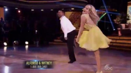 Alfonso Ribeiro baila "el baile de Carlton" (It's Not Unusual) en 'Dancing With The Stars'