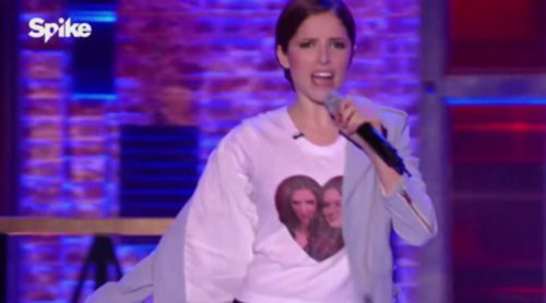 Anna Kendrick, nueva componente de One Direction con su imitación de "Steal My Girl"